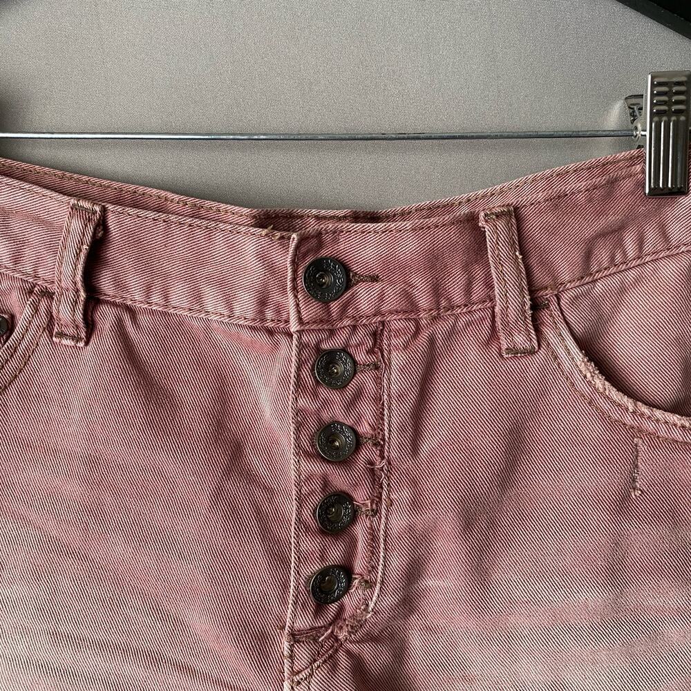 Free people sz 29 burgundy distressed, cut off Jean shorts‎ NWOT - Picture 2 of 9